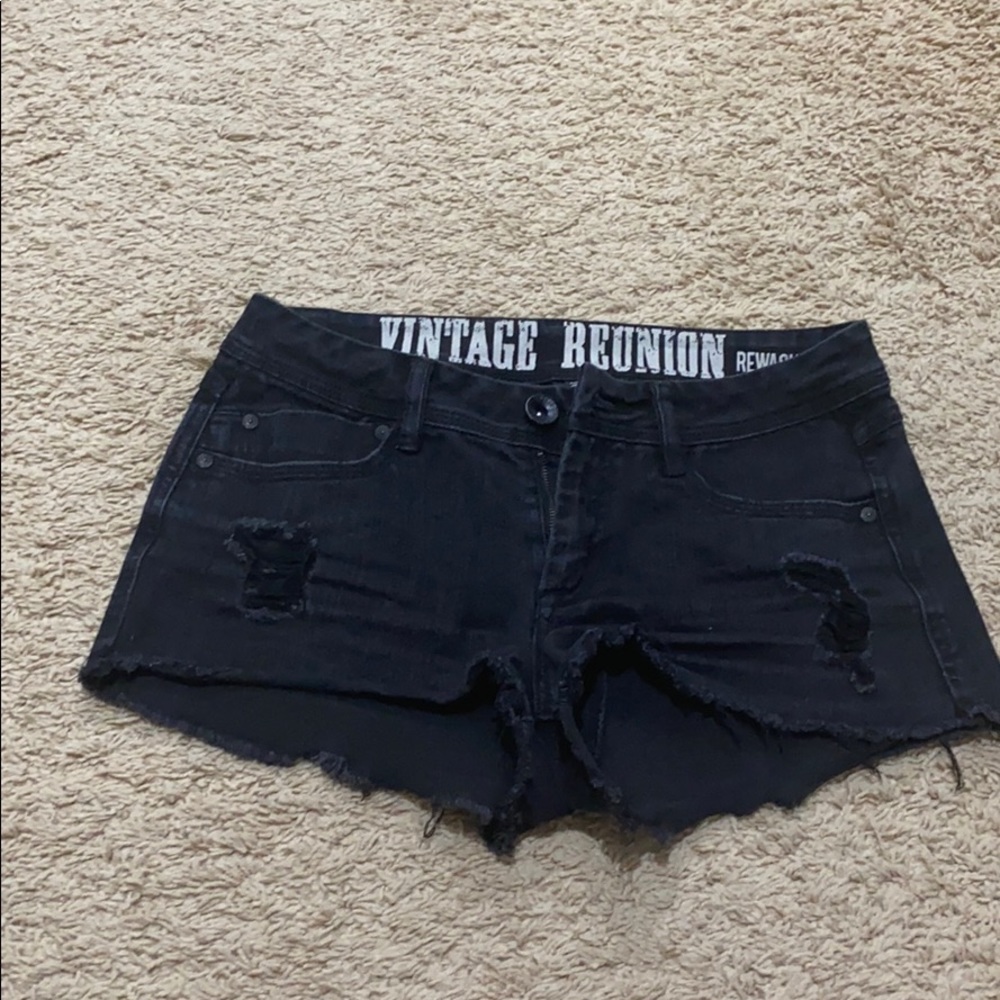 Black distressed shorts